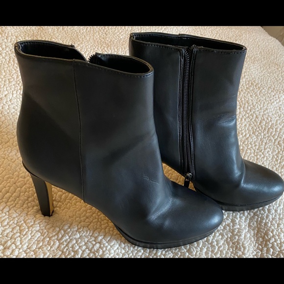 Nine West Ankle Heel Booties - Picture 9 of 9